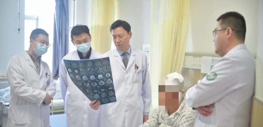 1761701298541728.jpg 640.webp (10).jpg