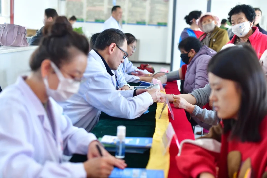 1761706145255025.jpg 640.webp (35).jpg